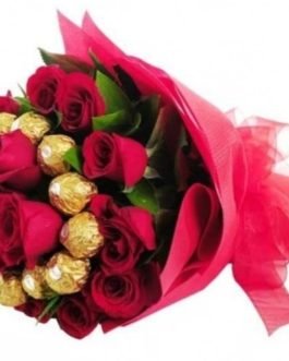 Elegant bunch Chocolates n Roses